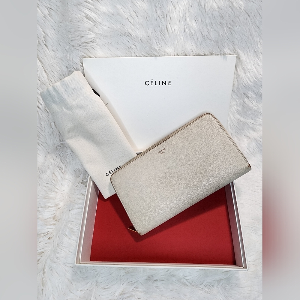 Authentic CELINE Souris Large Zipped Multifunction Wallet